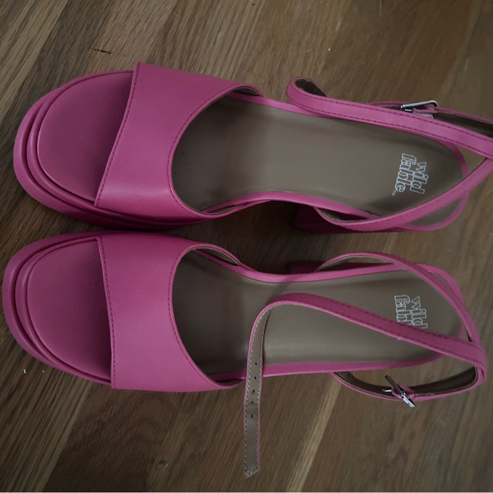 Wild Fable Pink Women's Sandals